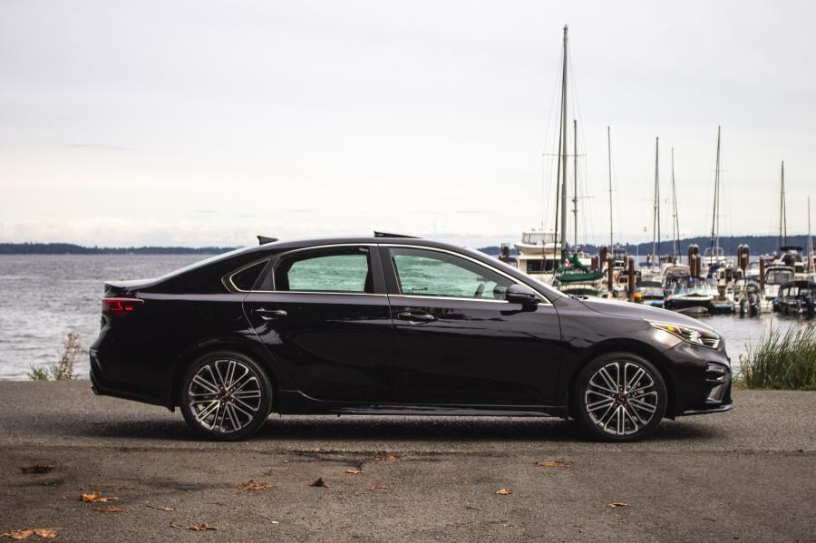  Kia Forte GT (BD) 2019 года  (NA) (фото 24 из 32)